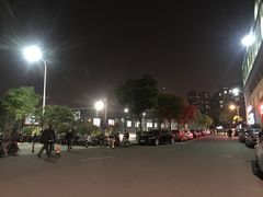 -中天钢铁体育馆(南一门店)