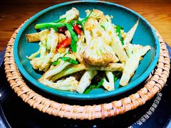 -吃饭皇帝大(长宁龙之梦店)