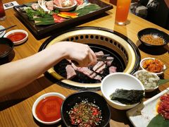 -炼火烤肉店