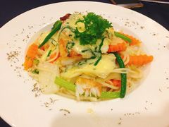 -Neary Khmer Restaurant
