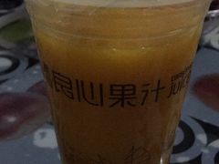 -潮汕良心果汁(金新北路店)
