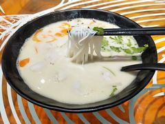 -渔米丰·广府鱼汤米线(光明广场店)