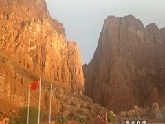 -天山神秘大峡谷