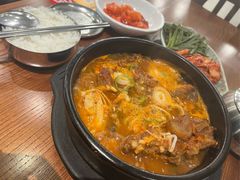 猪骨汤饭-旺清进洞米肠汤