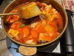 -毛肚向右·川渝毛肚王(经开永旺店)