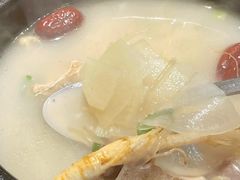 牛尾汤-正苑26年海鲜烤肉•牛尾汤汤饭(东港店)