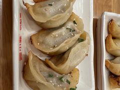 -小姜锅贴(凤凰街店)
