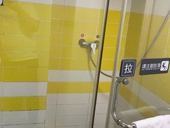 -7天酒店·北京学院路六道口地铁站店