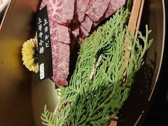 -山川小町·极番烧肉(新地假日广场店)