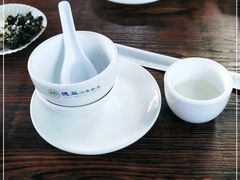 -琼大师东方烤乳猪(亚特兰蒂斯店)
