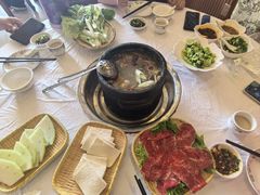 -鲁朗纳麦石锅鸡庄园