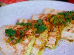 墨西哥鸡肉芝士饼-LESCEDARS Brasserie Bistro香柏树