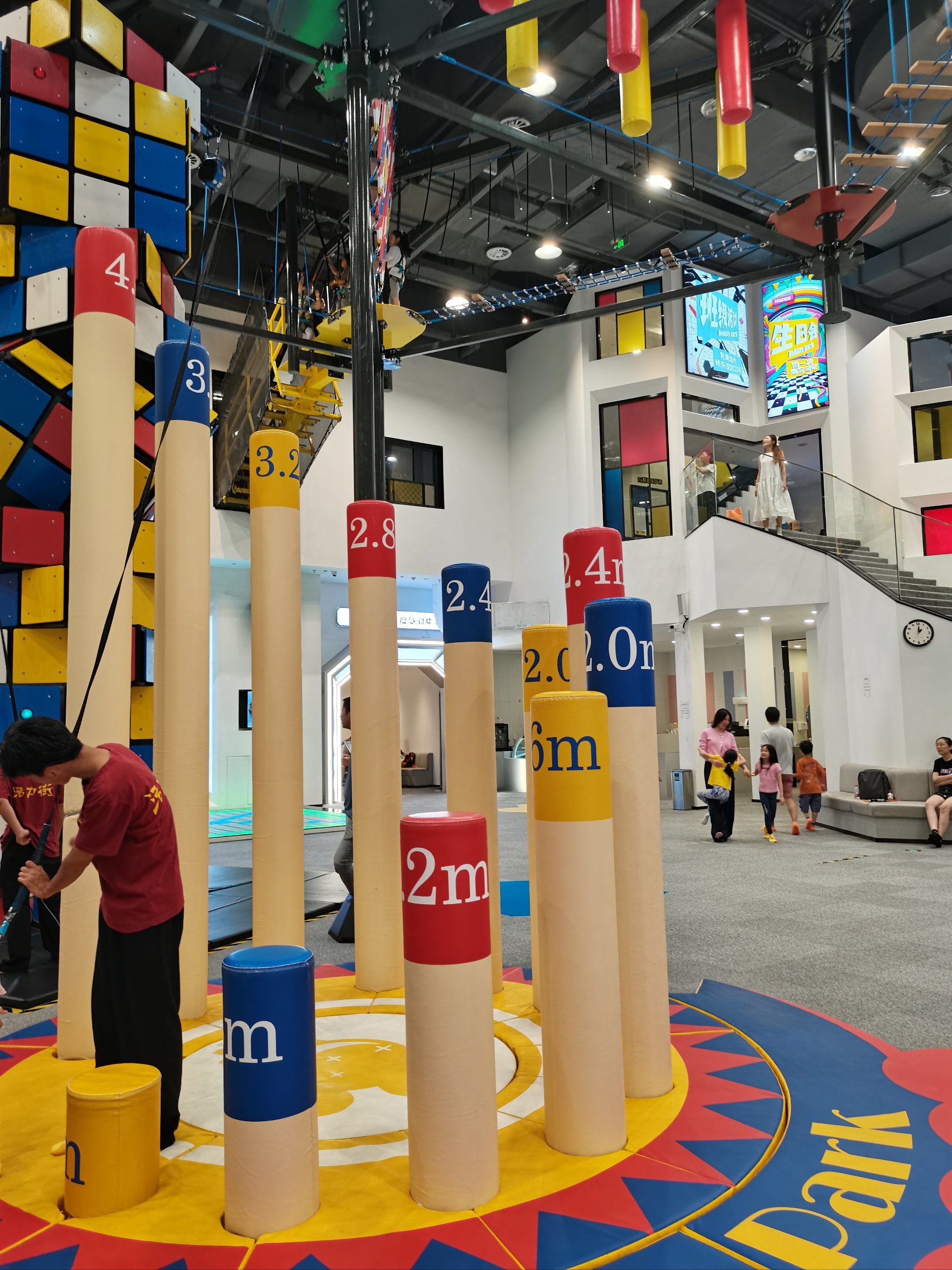 动感室内运动区