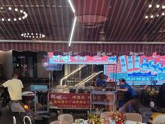 -刘姐啤酒鱼民族演艺餐厅(西街总店)