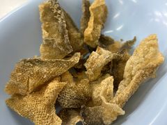 炸鱼皮-榮泰米粉湯(Left Shop)