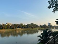 -Paak Dang Riverside 红嘴河畔餐厅