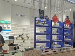 -美式眼镜·授权蔡司.依视路.尼康.豪雅.明月(南翔印象城店)