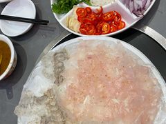 -官塘陈记鱼生·潮汕砂锅粥·牛肉火锅(潮枫路总店)