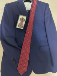 -德川洋服西服礼服订制·丽都皇冠店