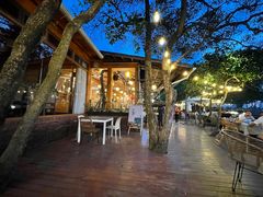 -美人鱼悬崖海景餐厅(鹿嘴山庄店)