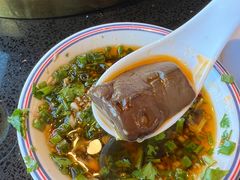 鲜鸭血-三江两海老火锅(北京首店)