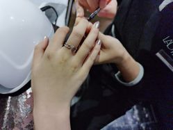 -悦指间美甲美睫