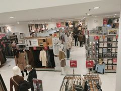 -优衣库(上海金桥国际商业广场店)