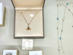 -109度二手奢侈品手表包包珠宝回收(新天地店)