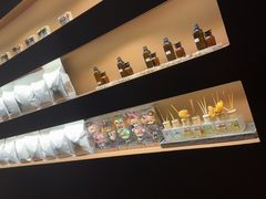 -泰·菩提树下[泰式按摩x精油SPAx肩颈头疗](新景店)