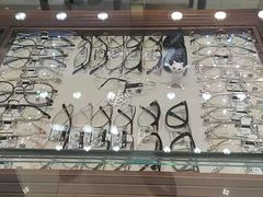 -博士眼镜(沙井京基百纳广场店)