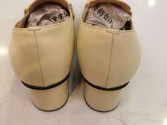 -莱靓奢侈品洗护改衣店(新世界百货崇文店)