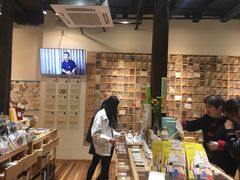 店内环境-猫的天空之城概念书店(杭州南宋御街店)