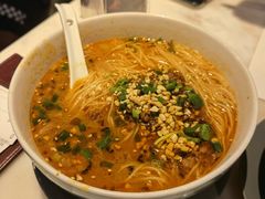 -港丽餐厅(高德置地店)