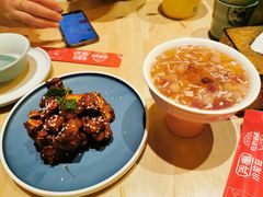 -弄堂小笼包(西青中北永旺购物中心店)