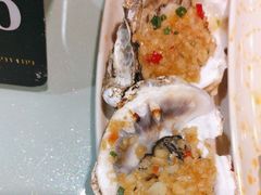 蒜蓉烤生蚝-蚝老板海鲜烧烤大排档(码头店)