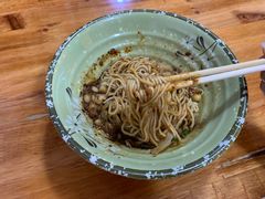 -阿宽豌杂面(华油路138号居民大院店)