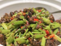 -忆江南·临江鱼馆