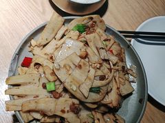 -米一仙·成都小碗菜(东万达店)