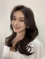 -变画·发型STUDIO