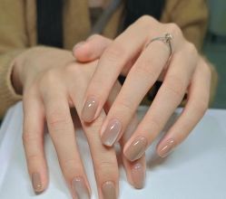 -赢韵美甲美睫瑞士净斑中心