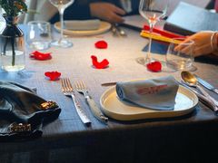 -弦月窗LUNETTE BY AMANDA(复兴路店)