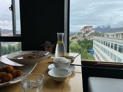 -平措康桑·和牛自助观景餐厅(布达拉宫店)