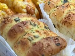 -提亚烘焙·手作面包·生日蛋糕(七星店)