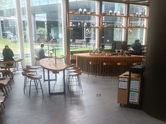 -星巴克(北京西大望路温特莱店)