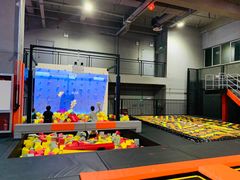 -嗨翻Hi-Fun竞技主题乐园·蹦床亲子生日轰趴(国光1937店)