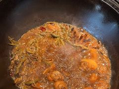 -锅老头海鲜铁锅炖