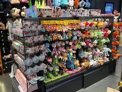 -酷乐潮玩(城西银泰城店)