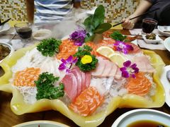 -青瓦餐厅·生鱼片·韩园烤肉(西塔店)