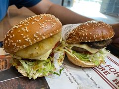 -The Habit Burger Grill 哈比特汉堡(世博店)