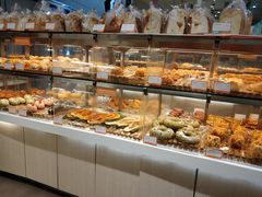 面包甜点陈列柜-BreadTalk面包新语·烘焙蛋糕(领展购物广场店)